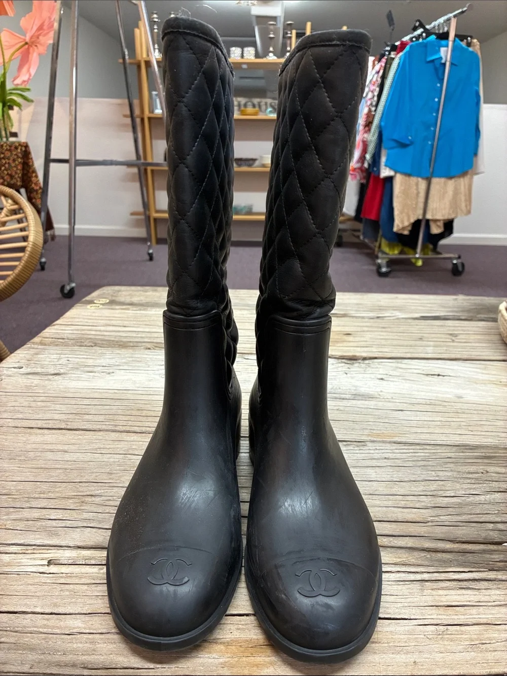 Authentic Chanel  Women’s Black Quilted Rain Boots Interlocking CC Size 38